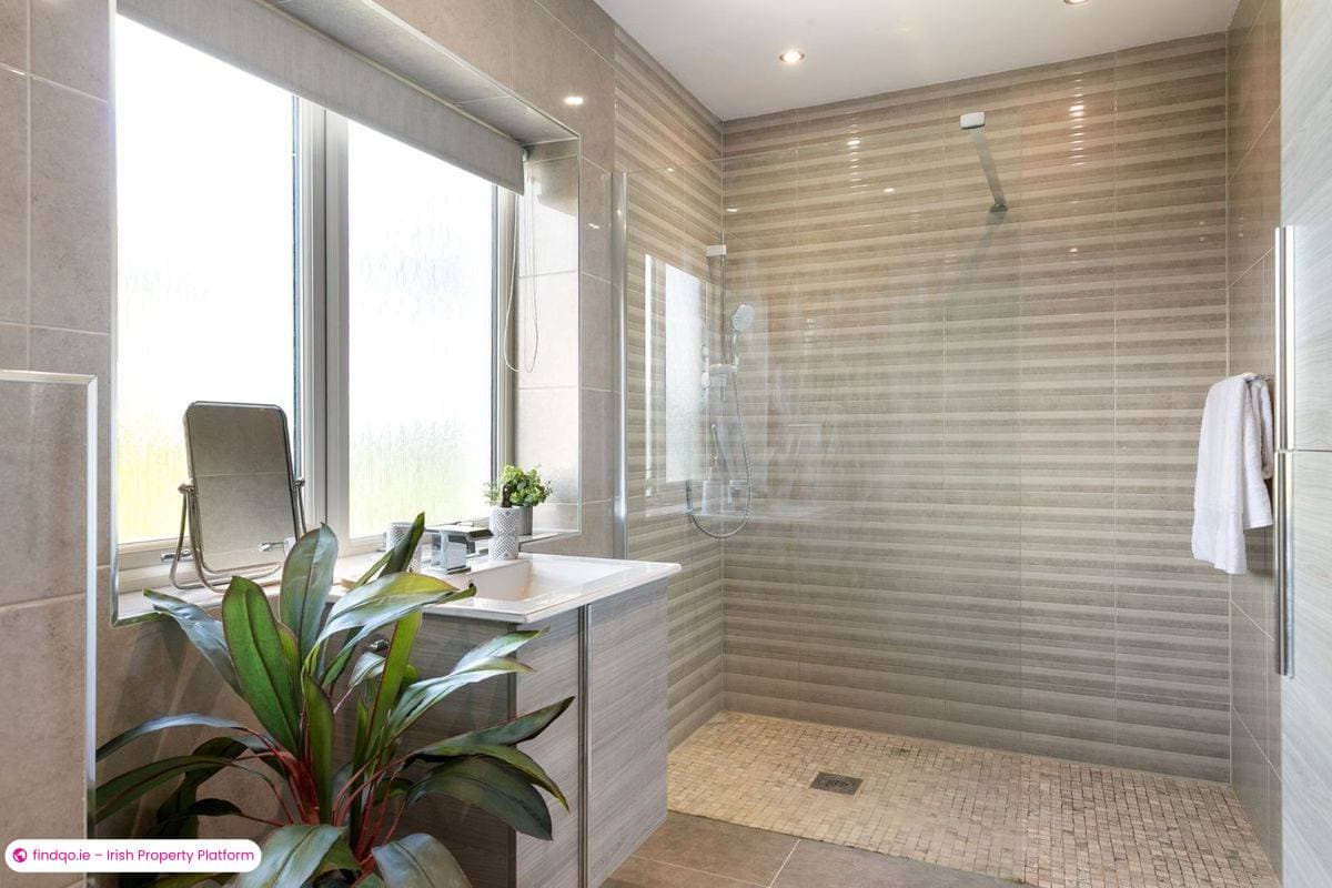 Detached house for Sale in Dublin 14