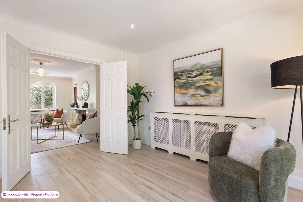 Detached house for Sale in Dublin 14