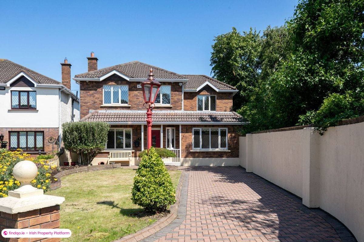 Detached house for Sale in Dublin 14