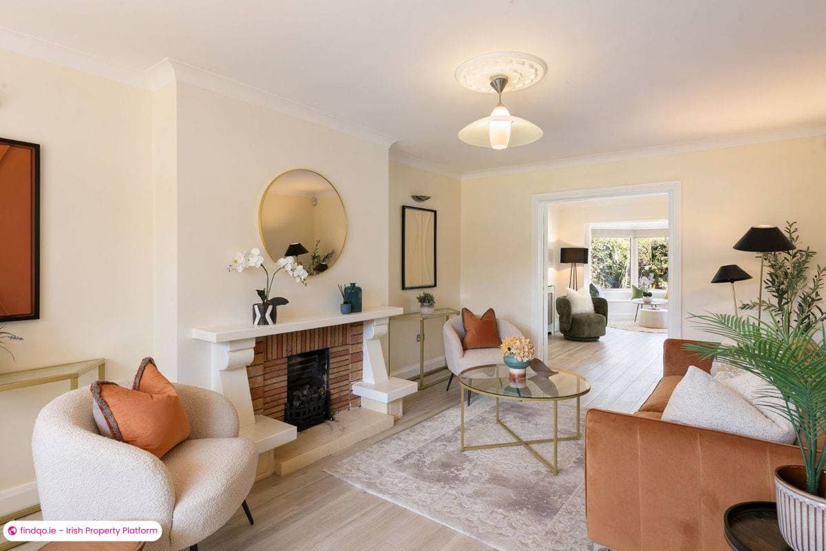 Detached house for Sale in Dublin 14