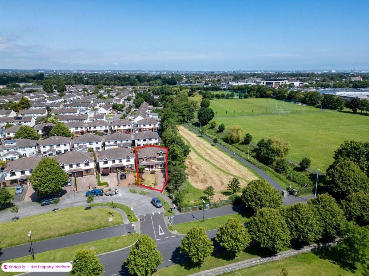 Detached house for Sale in Dublin 14