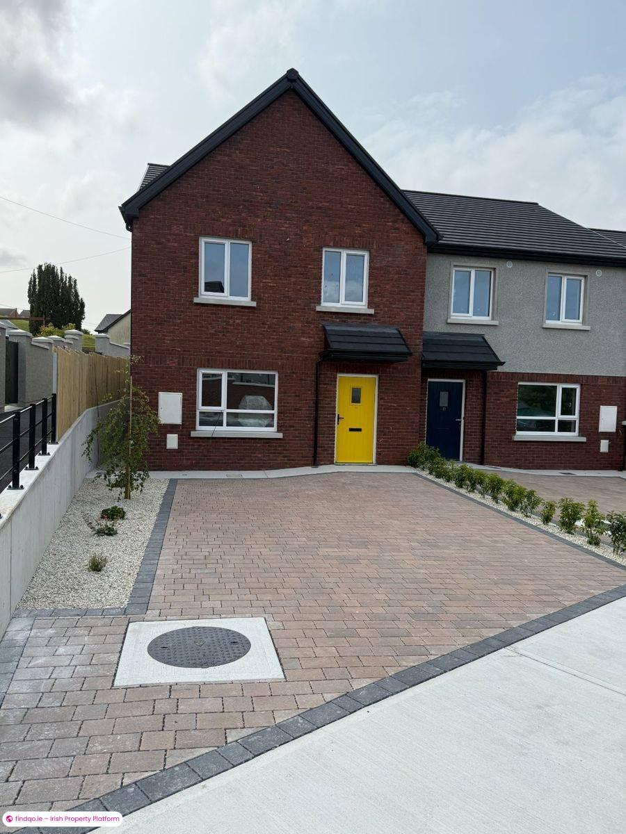 End of terrace house for Sale in Carrickmacross, Monaghan