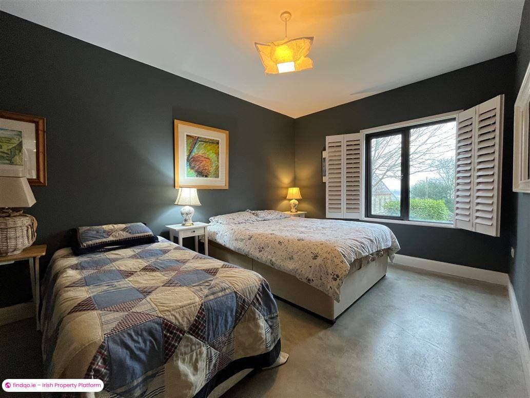 Detached house for Sale in Skibbereen, Cork