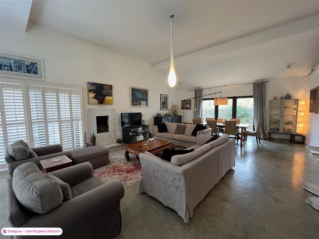 Detached house for Sale in Skibbereen, Cork