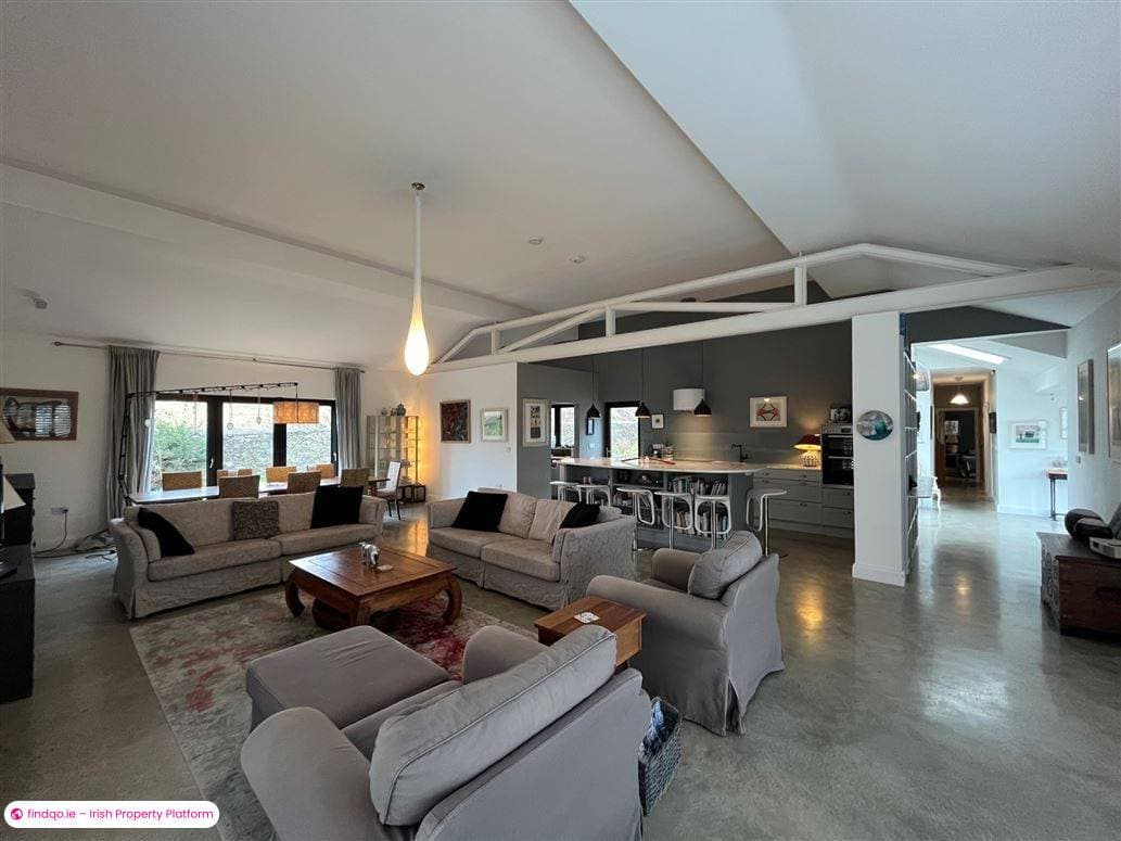 Detached house for Sale in Skibbereen, Cork