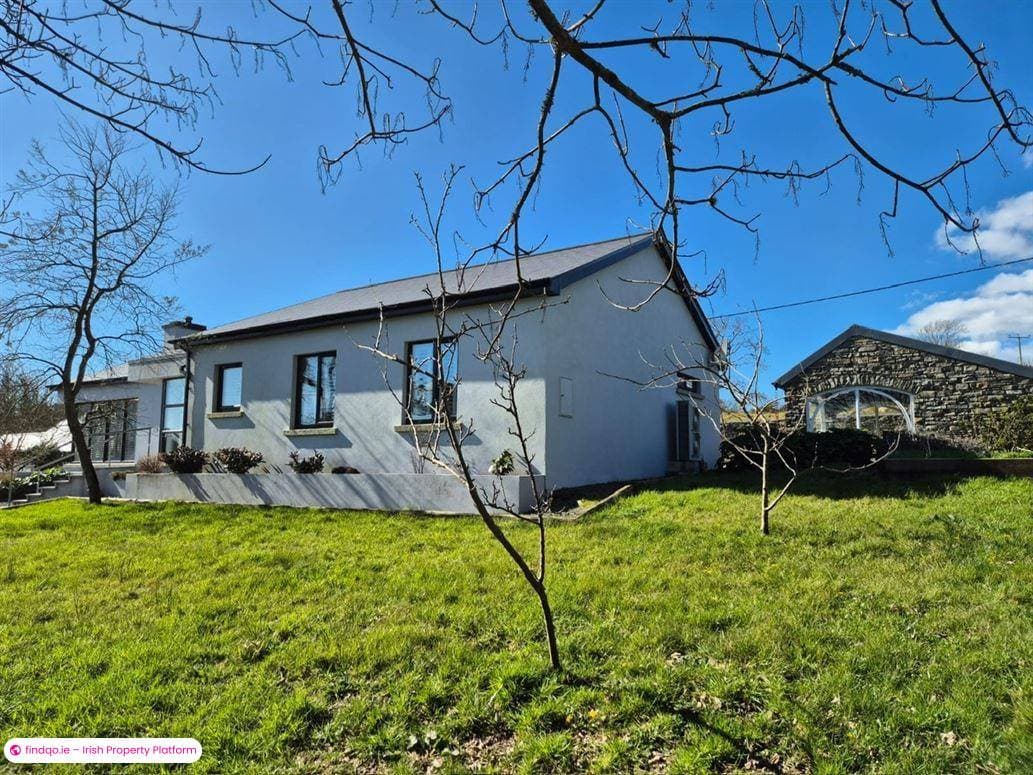 Detached house for Sale in Skibbereen, Cork