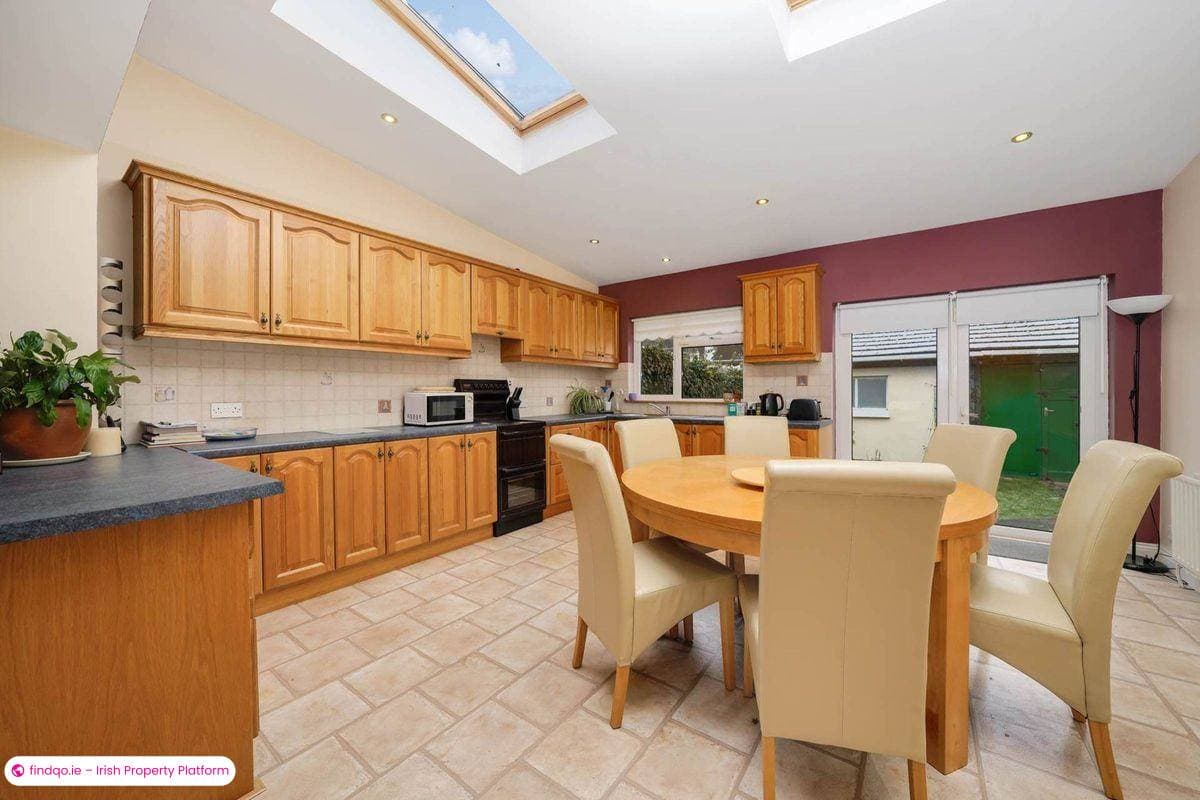 Semi-detached house for Sale in Lucan, Dublin (County)