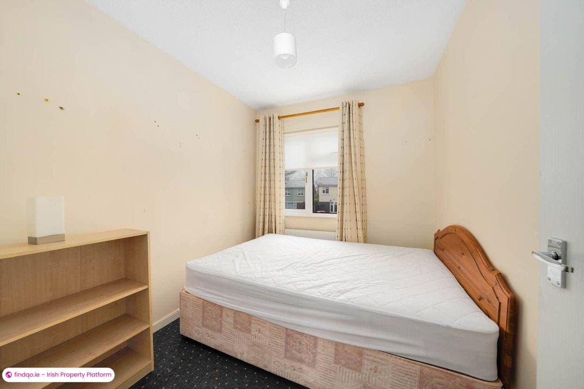 Semi-detached house for Sale in Lucan, Dublin (County)