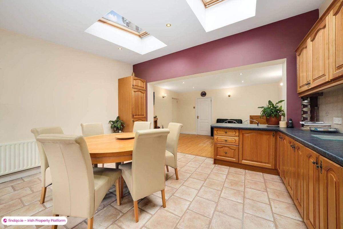 Semi-detached house for Sale in Lucan, Dublin (County)