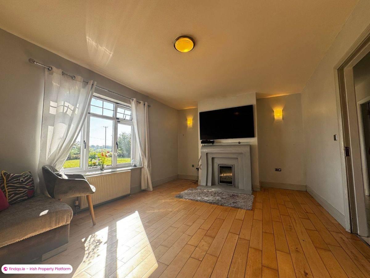 Bungalow for Sale in Kilcully, Cork