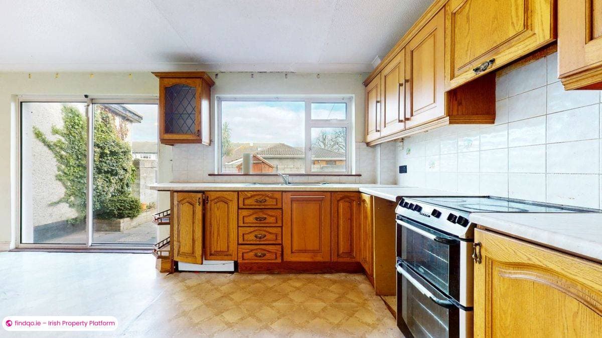 Semi-detached house for Sale in Dublin 13