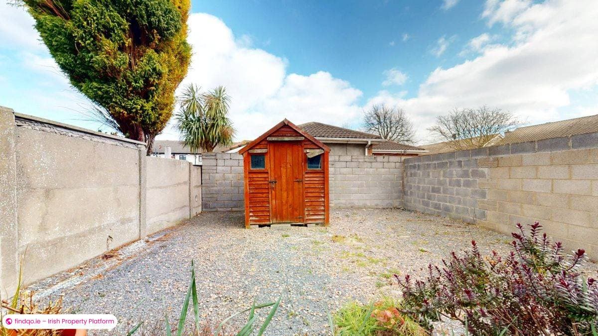 Semi-detached house for Sale in Dublin 13