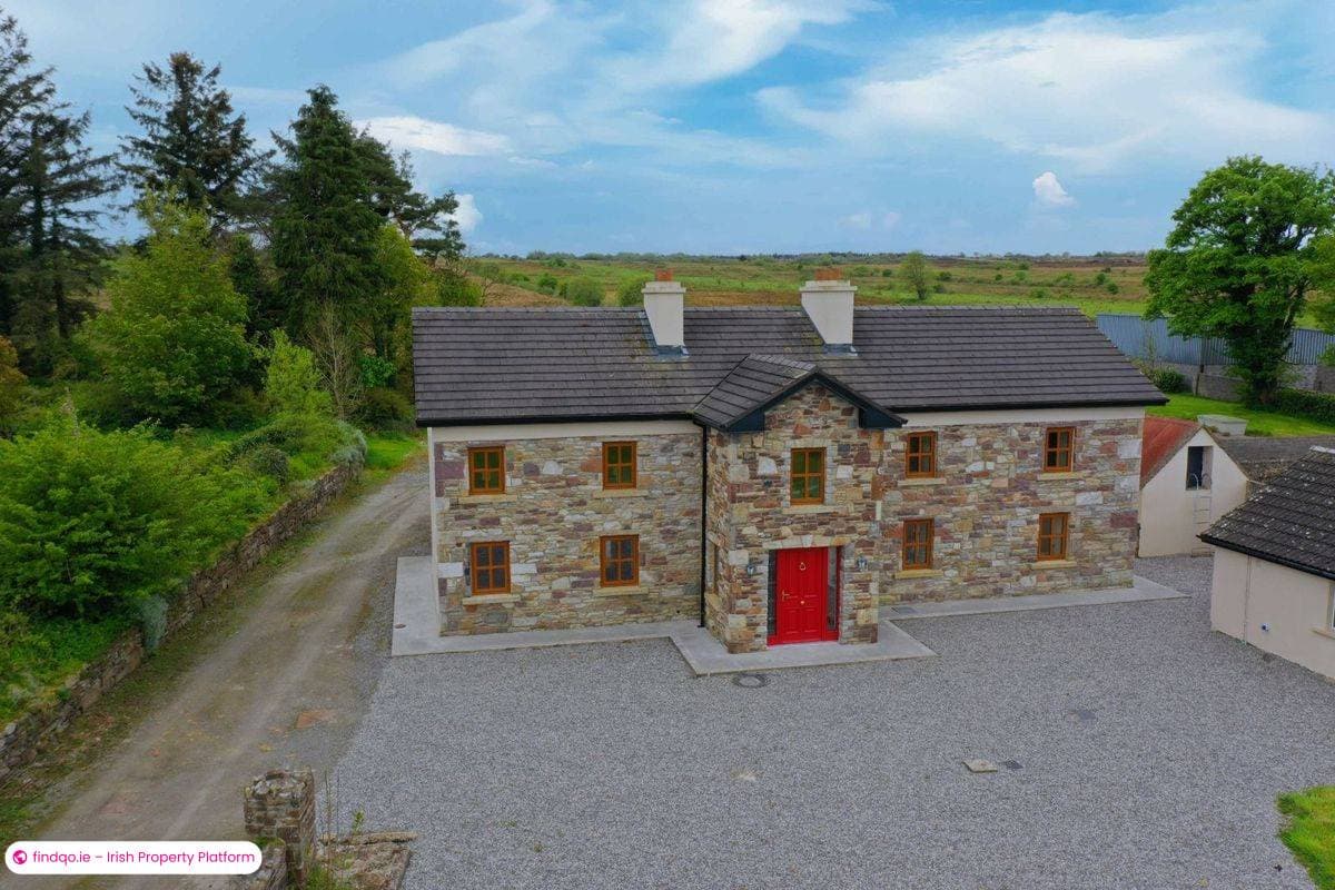 Detached house for Sale in Ballymote, Sligo