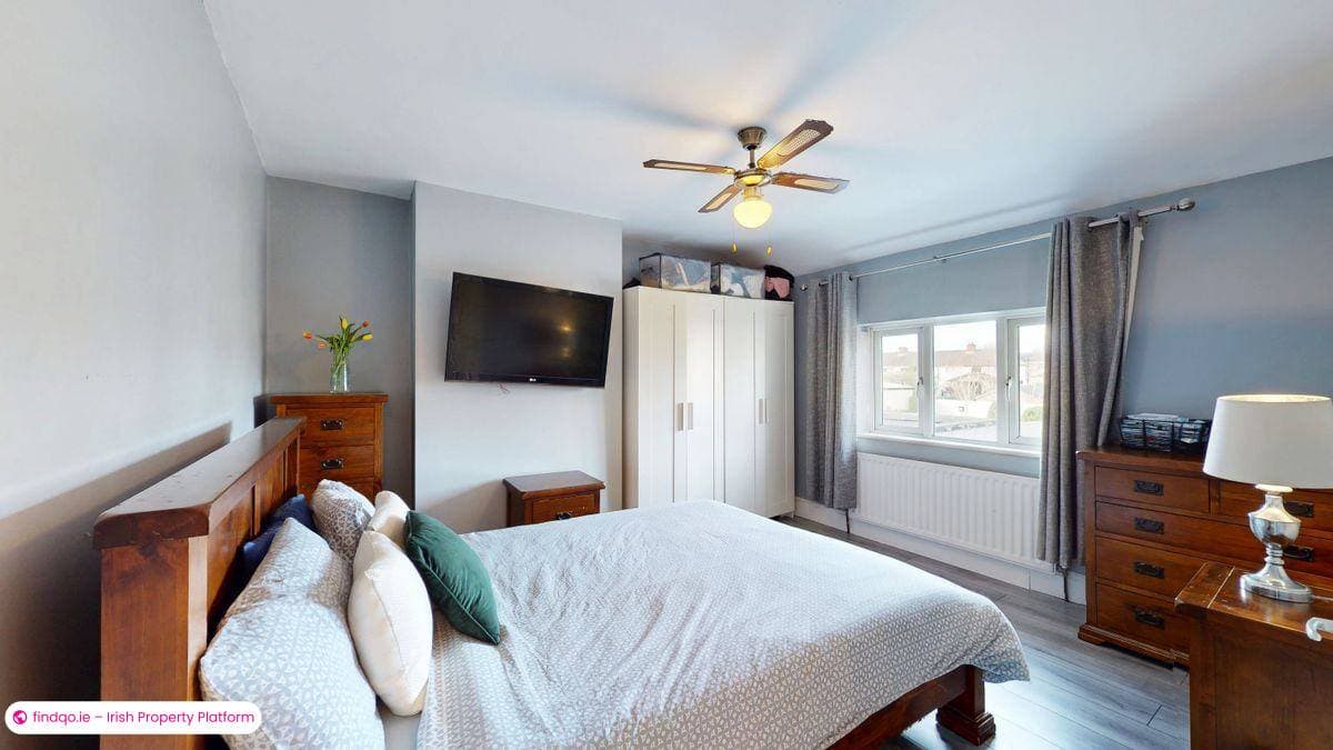 Semi-detached house for Sale in Dublin 11