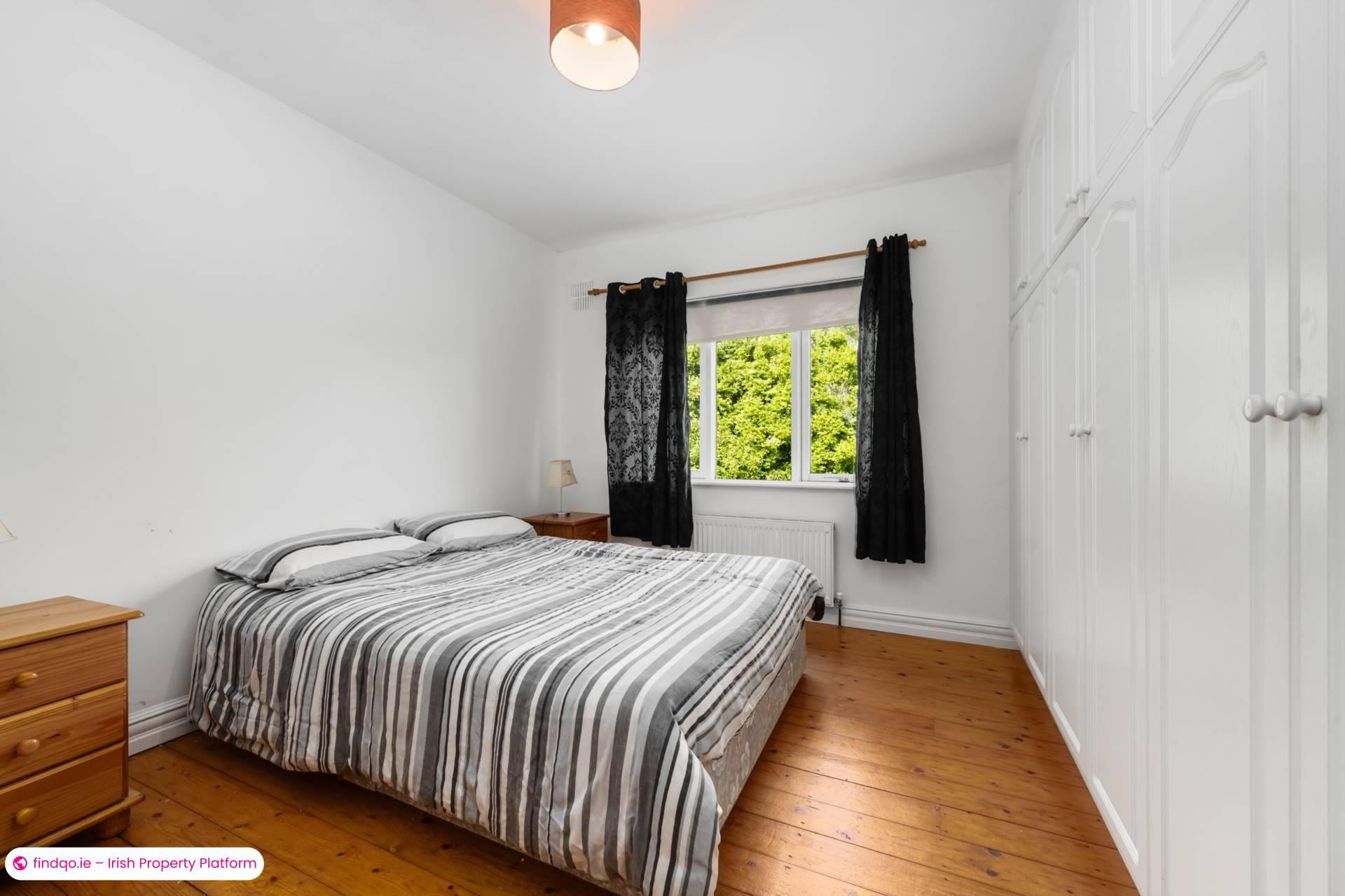 Detached house for Sale in Broadford, Clare