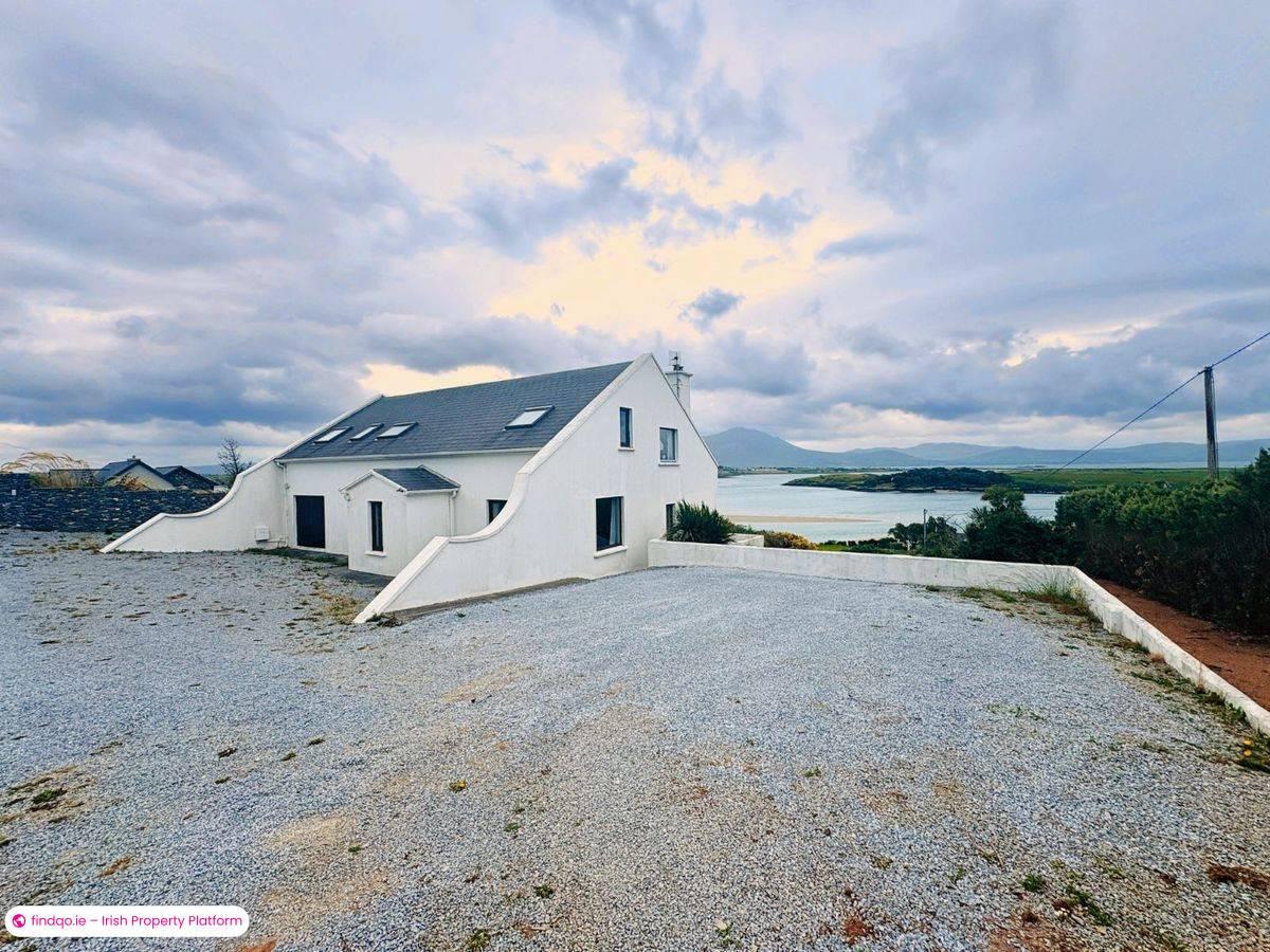 Detached house for Sale in Tralee, Kerry