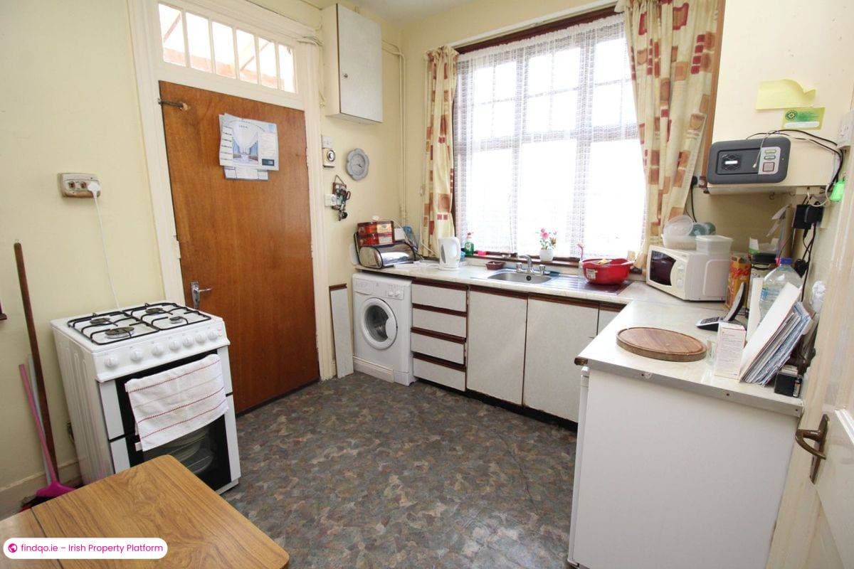 Detached house for Sale in Dublin Road, Longford, N39 K2W4