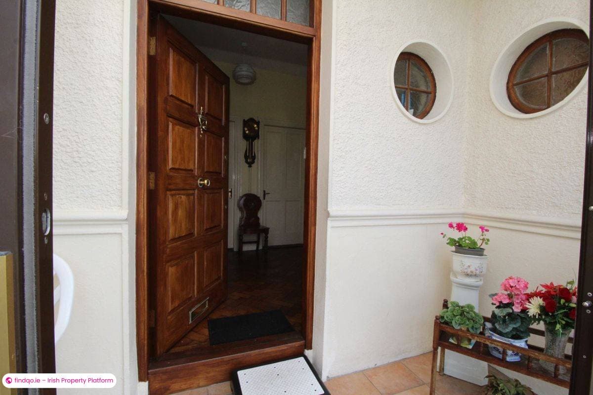 Detached house for Sale in Dublin Road, Longford, N39 K2W4