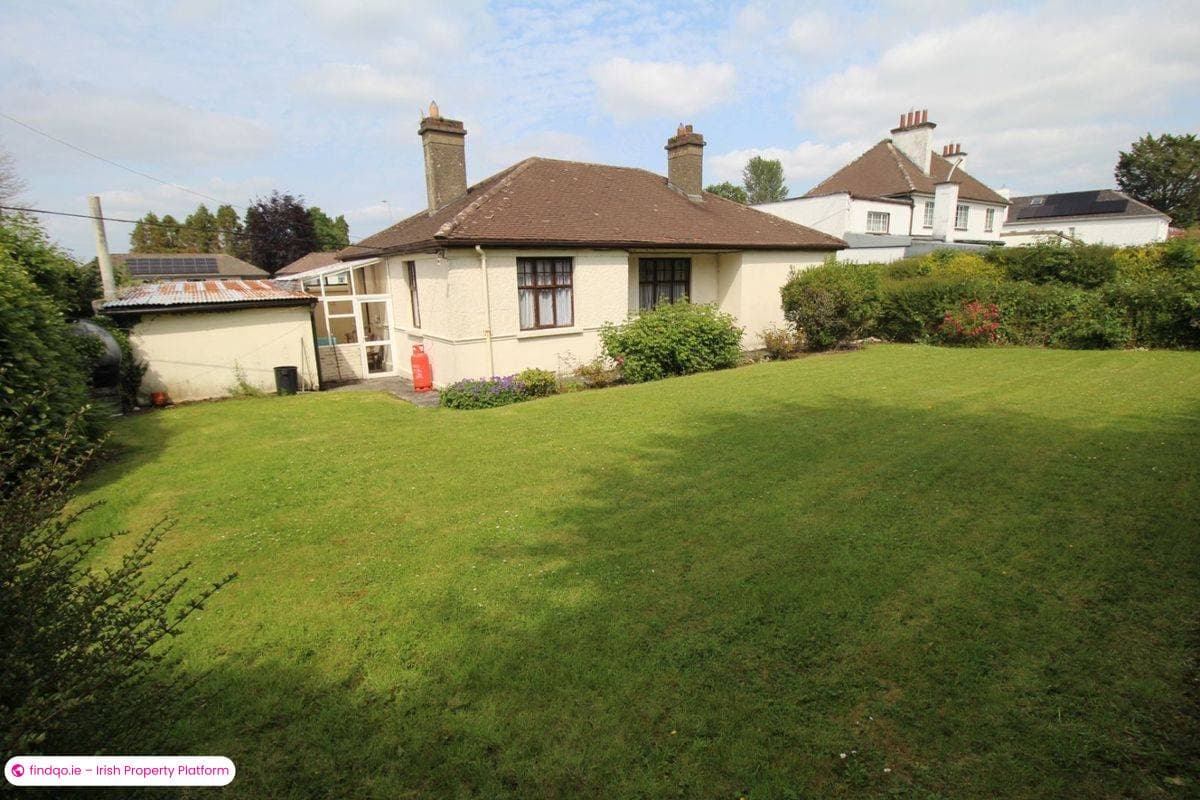 Detached house for Sale in Dublin Road, Longford, N39 K2W4