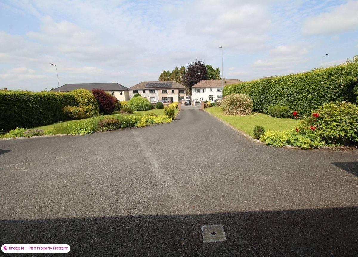 Detached house for Sale in Dublin Road, Longford, N39 K2W4