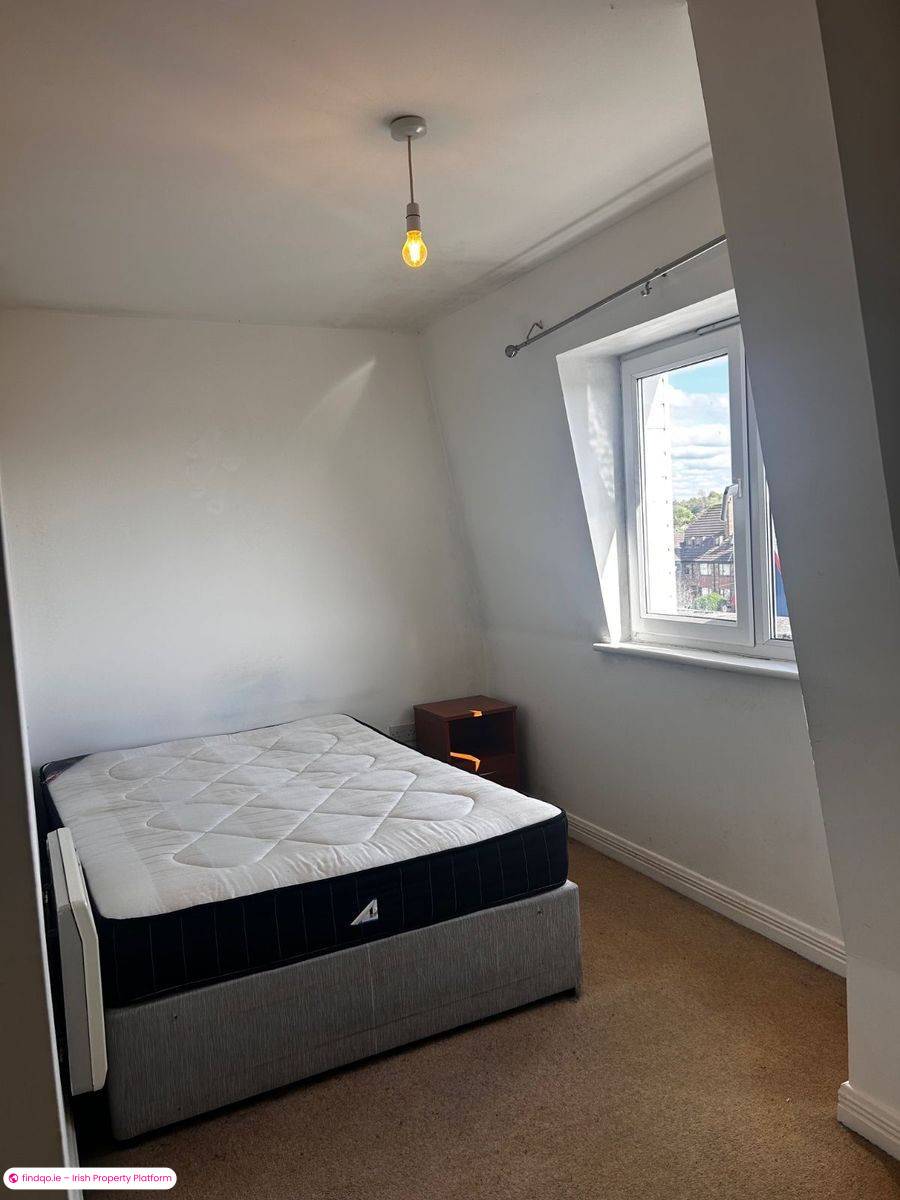 Apartment for Sale in Main Street, Longford, N39 HN90