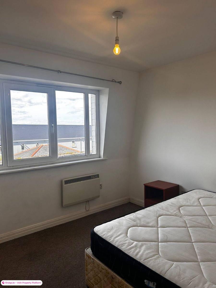 Apartment for Sale in Main Street, Longford, N39 HN90