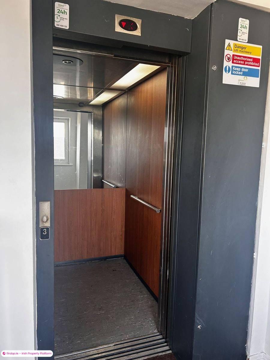 Apartment for Sale in Main Street, Longford, N39 HN90