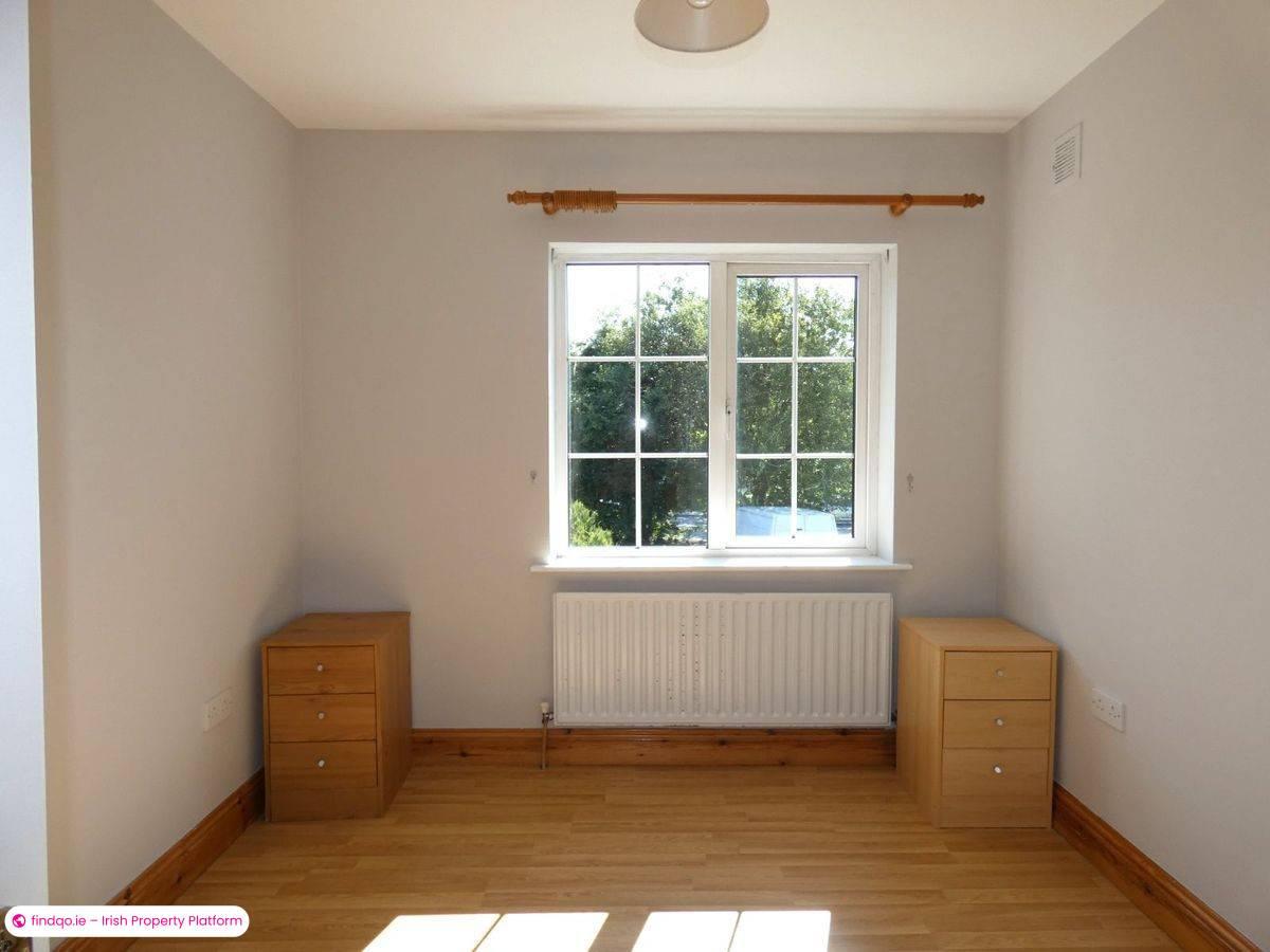 Detached house for Sale in Ennis, Clare