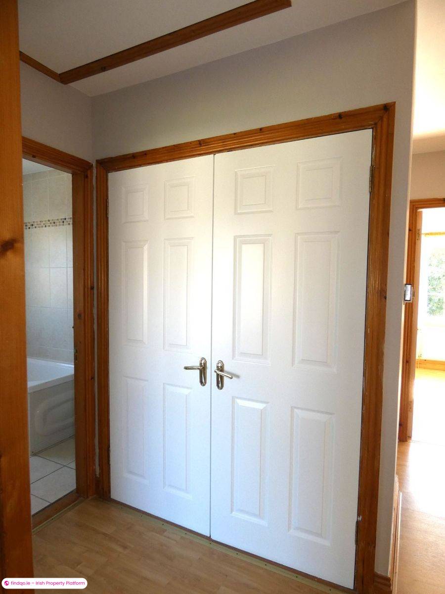 Detached house for Sale in Ennis, Clare