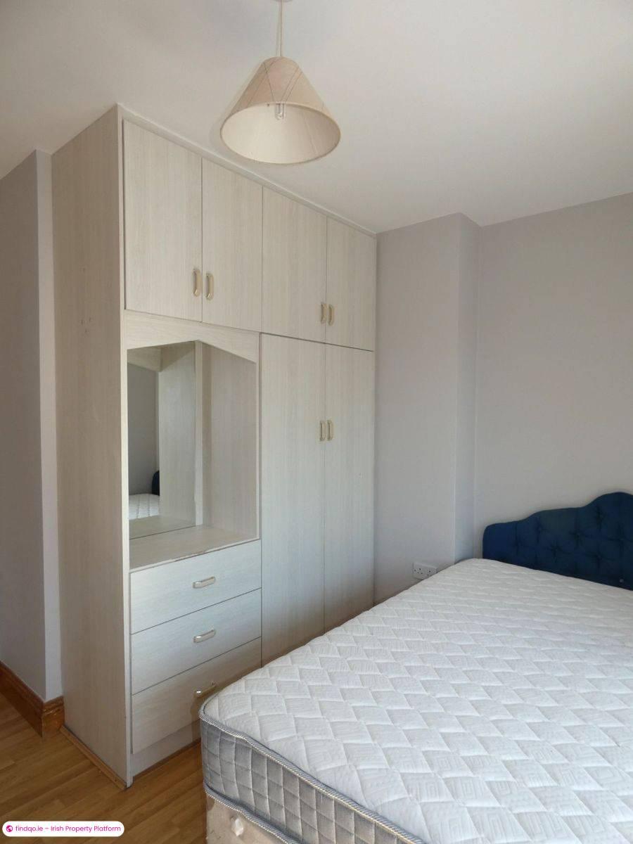 Detached house for Sale in Ennis, Clare