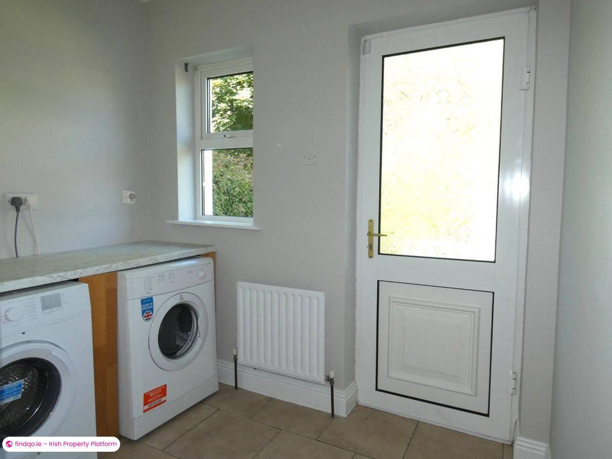 Detached house for Sale in Ennis, Clare