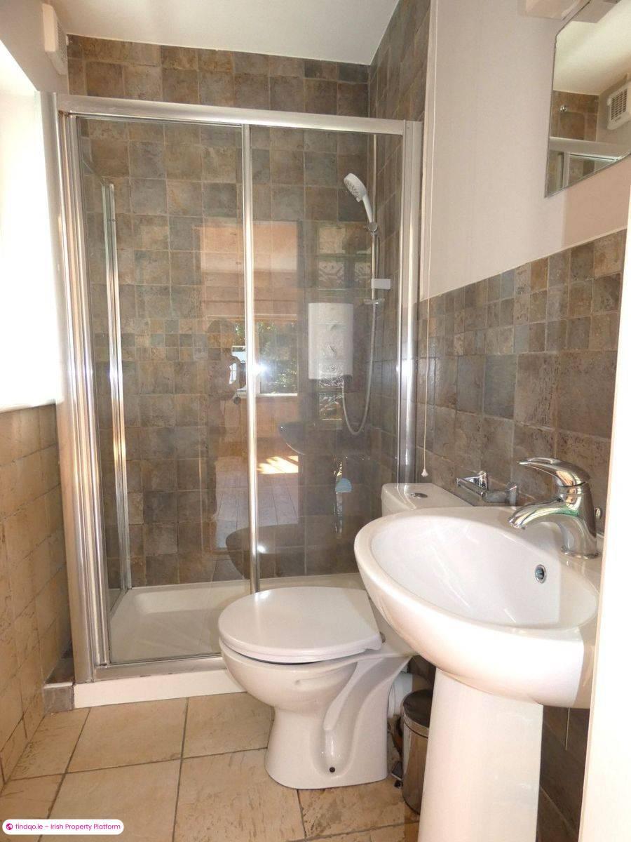 Detached house for Sale in Ennis, Clare