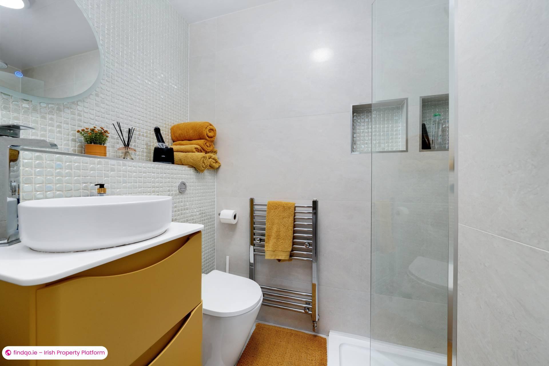 Semi-detached house for Sale in Dublin 15