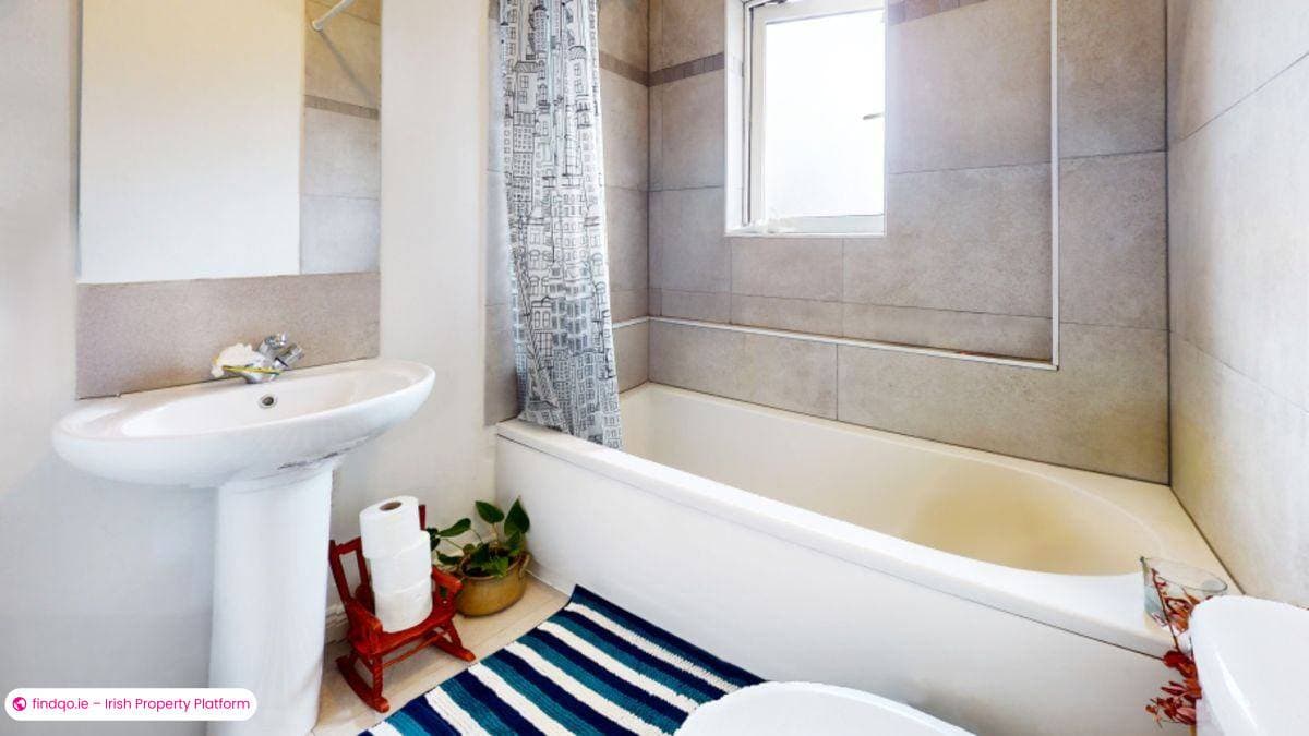 End of terrace house for Sale in Swords, Dublin (County)