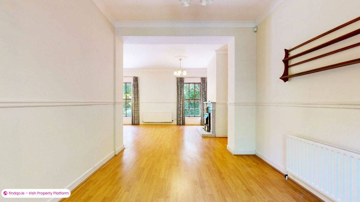 Bungalow for Sale in Malahide, Dublin (County)