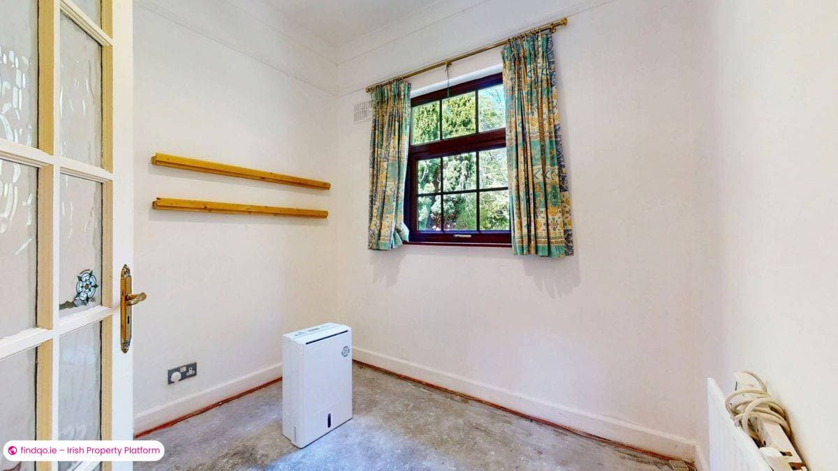 Bungalow for Sale in Malahide, Dublin (County)