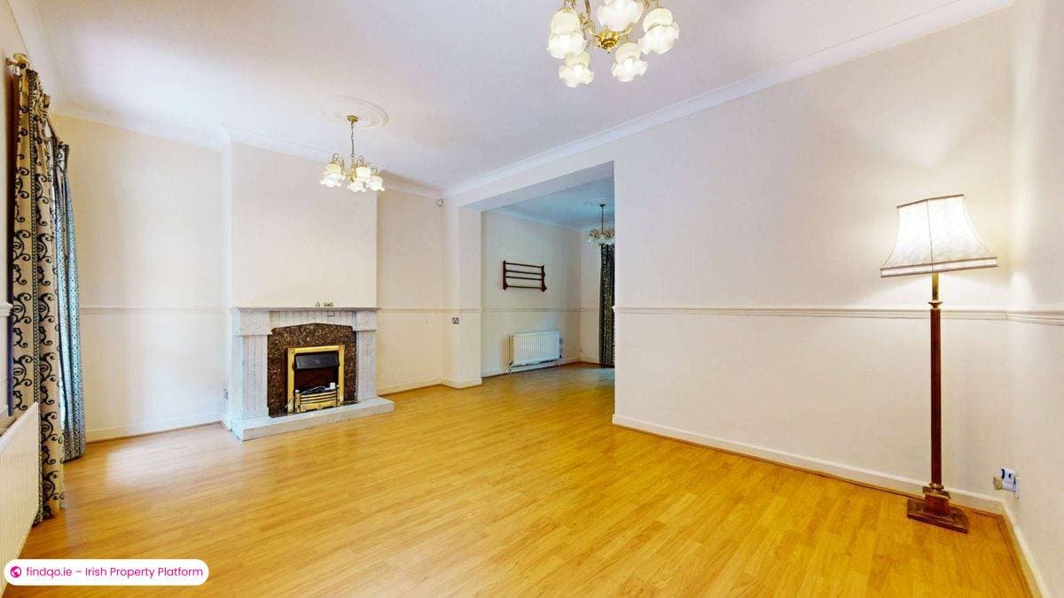 Bungalow for Sale in Malahide, Dublin (County)