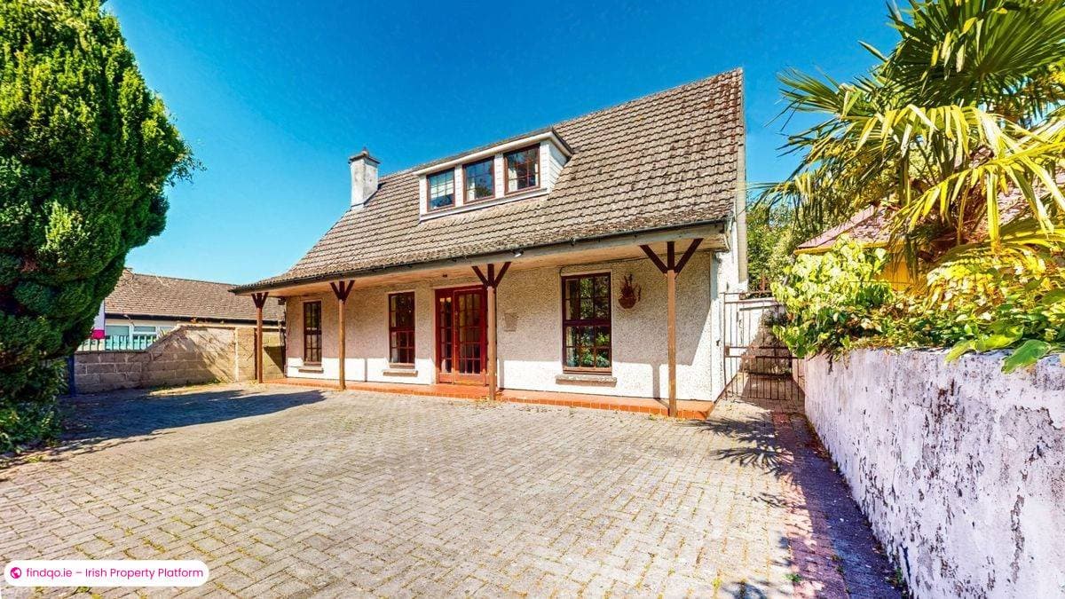 Bungalow for Sale in Malahide, Dublin (County)