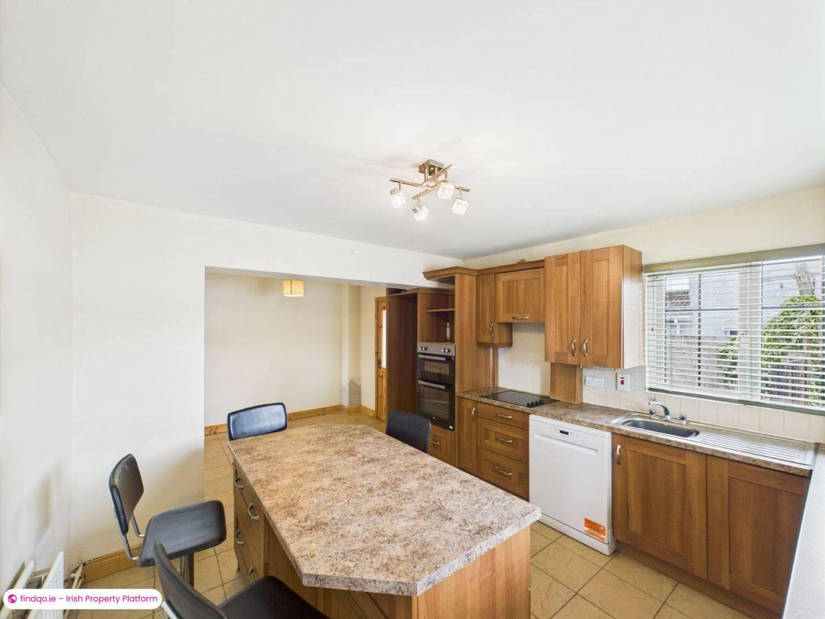 End of terrace house for Sale in Graiguecullen, Carlow, R93 X221