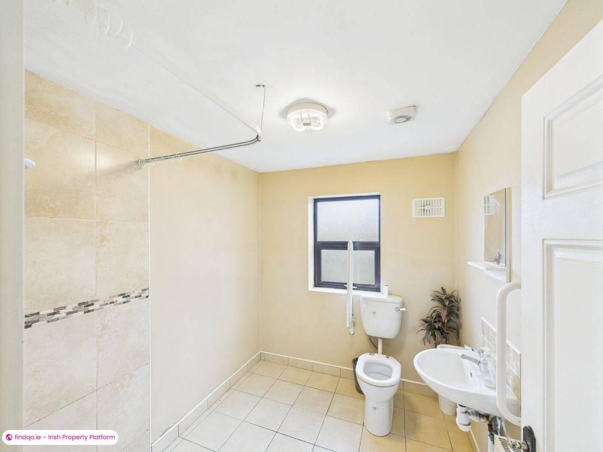 End of terrace house for Sale in Graiguecullen, Carlow, R93 X221