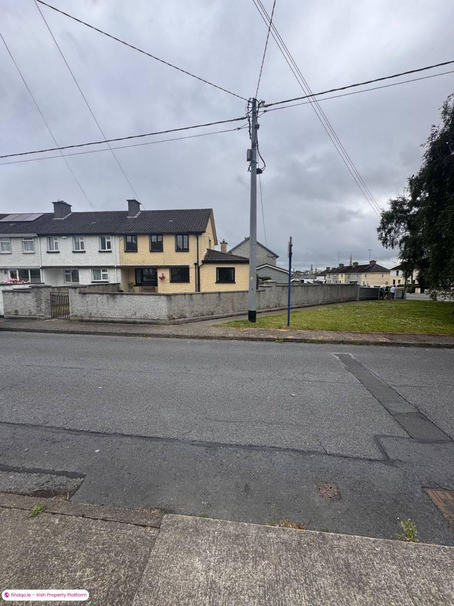 End of terrace house for Sale in Graiguecullen, Carlow, R93 X221