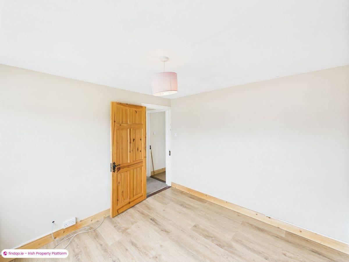 End of terrace house for Sale in Graiguecullen, Carlow, R93 X221