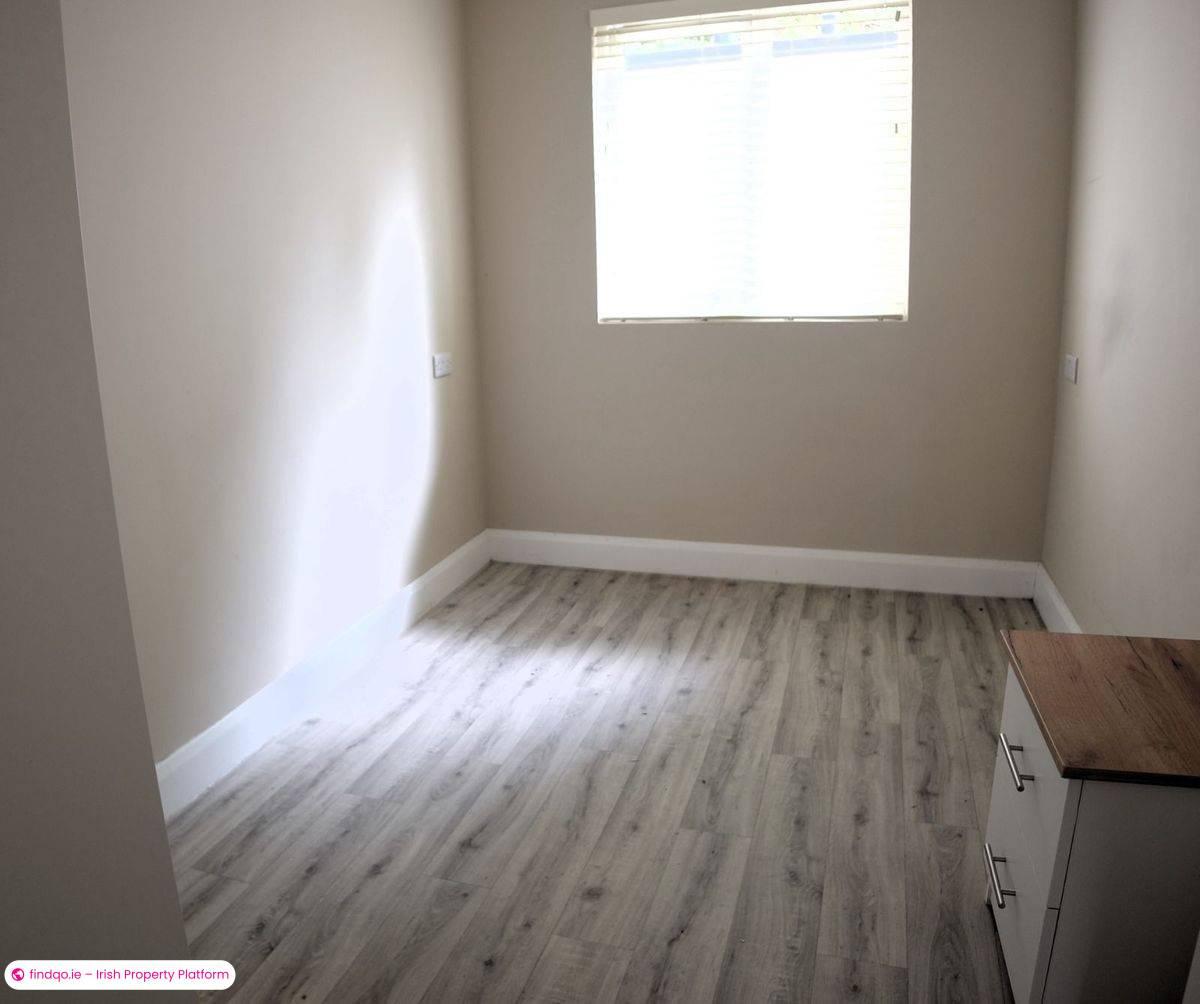 Semi-detached house for Sale in Loughrea, Galway