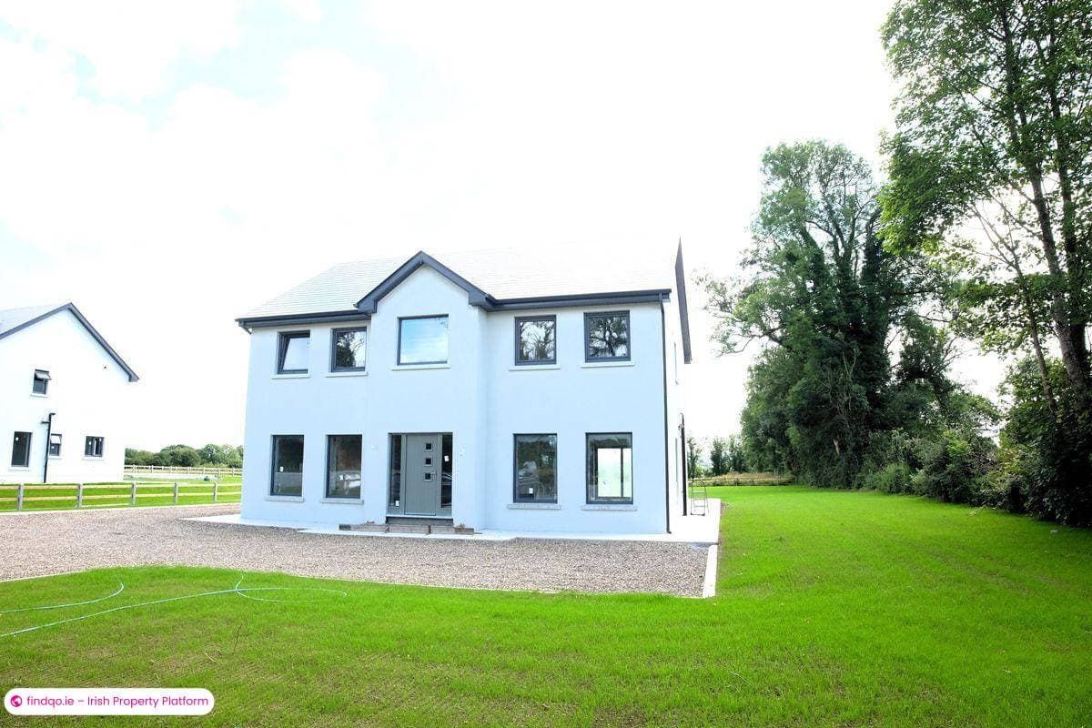 Detached house for Sale in Loughrea, Galway