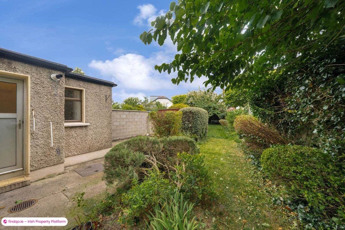 End of terrace house for Sale in Dublin 6W