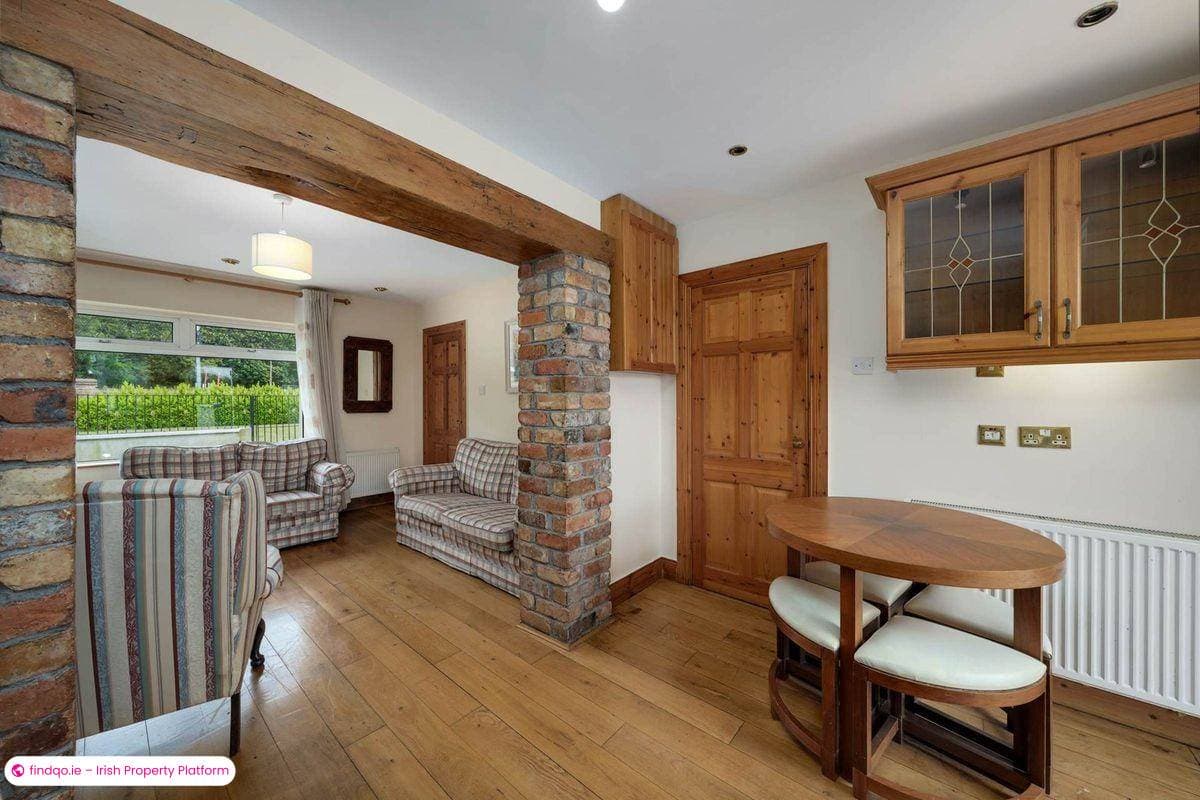 End of terrace house for Sale in Dublin 18