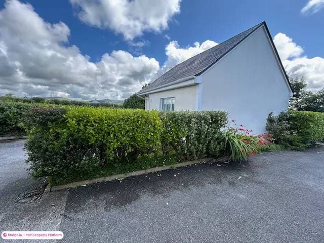 Detached house for Sale in Ennis, Clare
