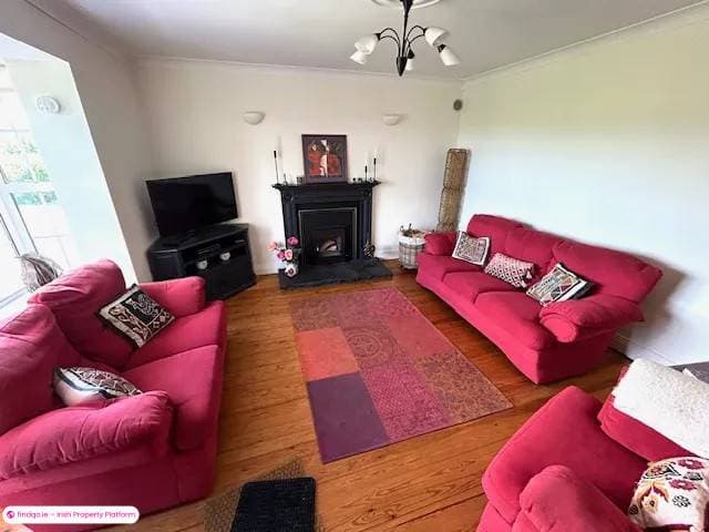 Detached house for Sale in Ennis, Clare