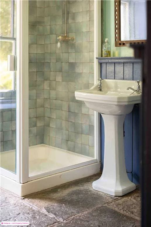 Detached house for Sale in Ennis, Clare