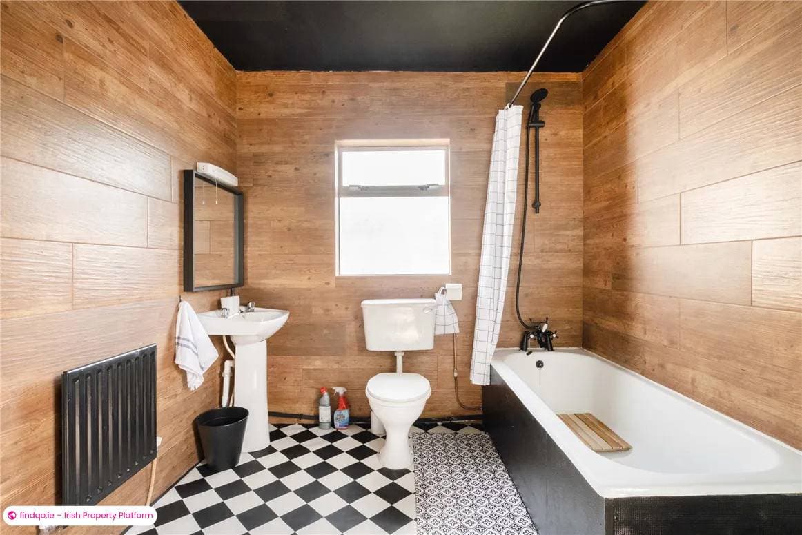 Townhouse for Sale in Ennis, Clare